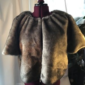 Faux fur Vera Wang designer